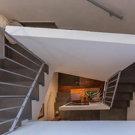 'la Casa Gialla' Apartment! アパート