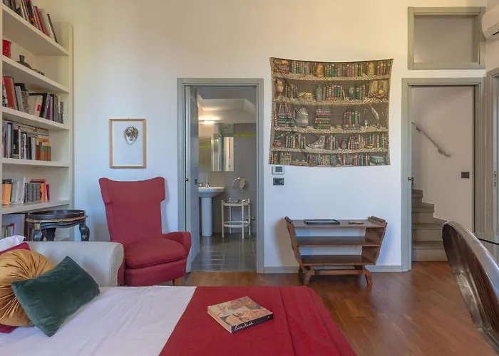 Guesthost - 'la Casa Gialla' Apartment! * Ferrara