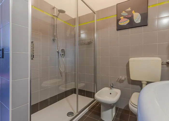 Guesthost - 'la Casa Gialla' Apartment! Ferrara