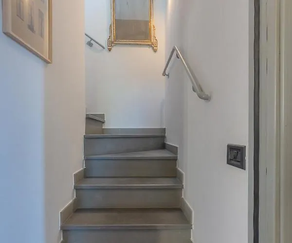 Apartament Guesthost - 'la Casa Gialla' Apartment! *